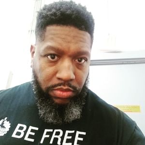 Meet your Posher, Larry